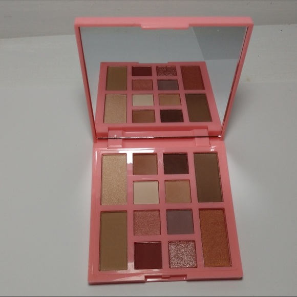 Ciate’ London everyday vacay palette - Picture 4 of 4